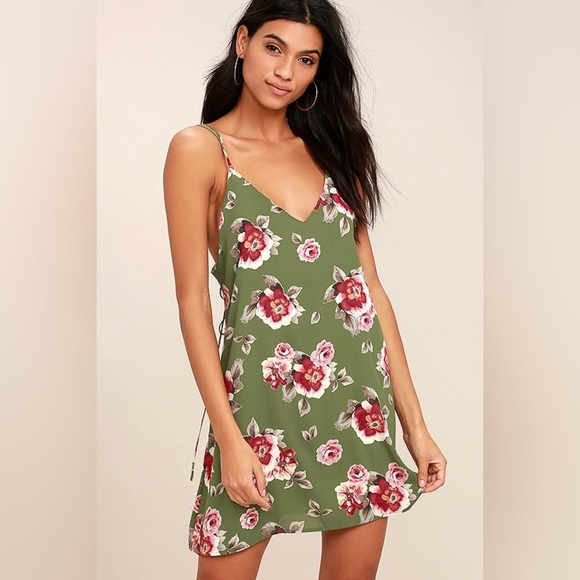 Lulus Dresses & Skirts - Lulus Soul's Garden Olive Green Floral Print Shift Dress women’s size medium